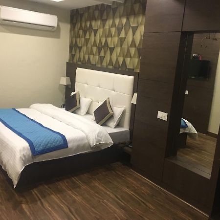 Arya Sheraton Hotel Ajmer Exterior foto